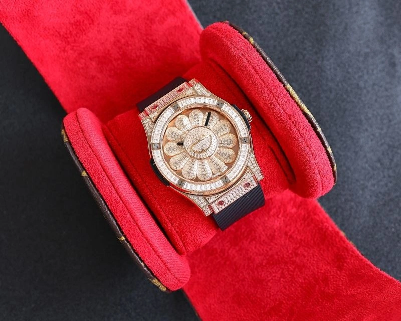 HUBLOT Watches ModernLook 183996