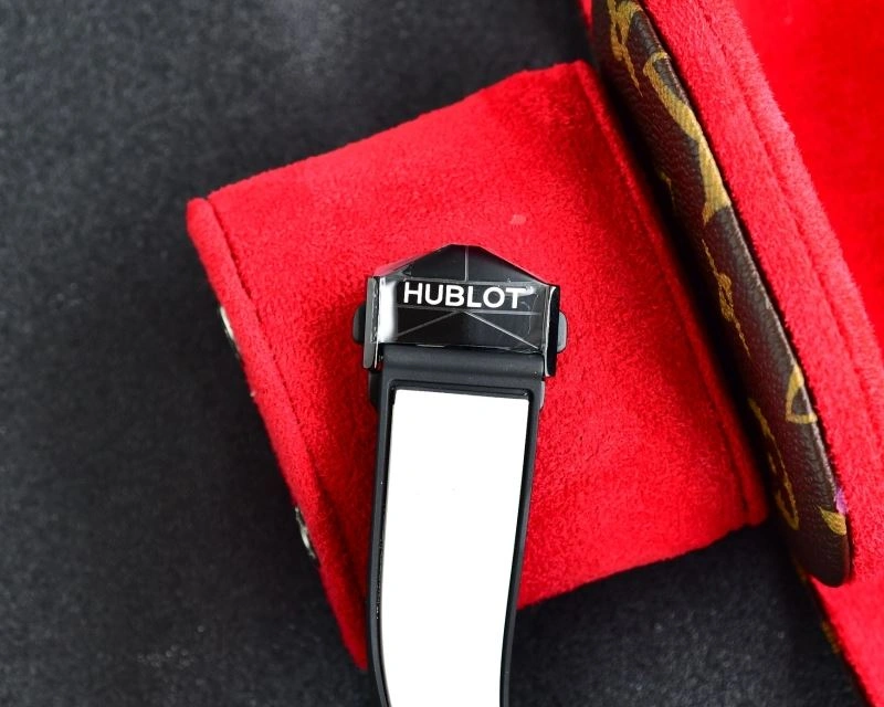 Trendsetting HUBLOT Watches 183984