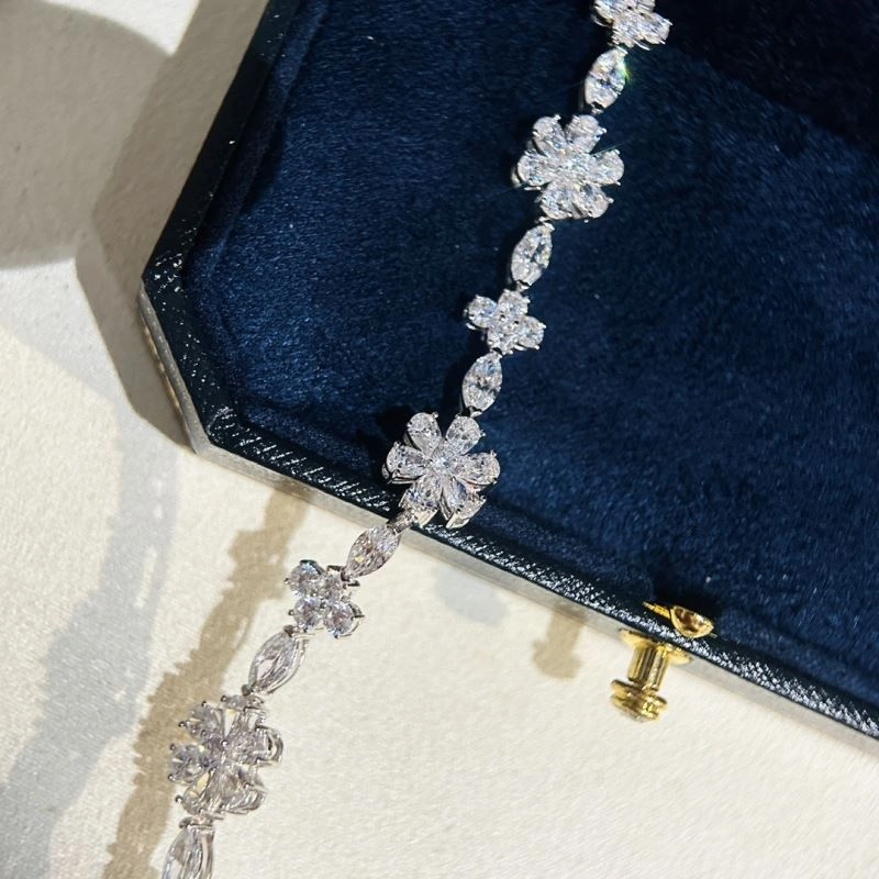 Youthful Harry Winston Bracelets 213905