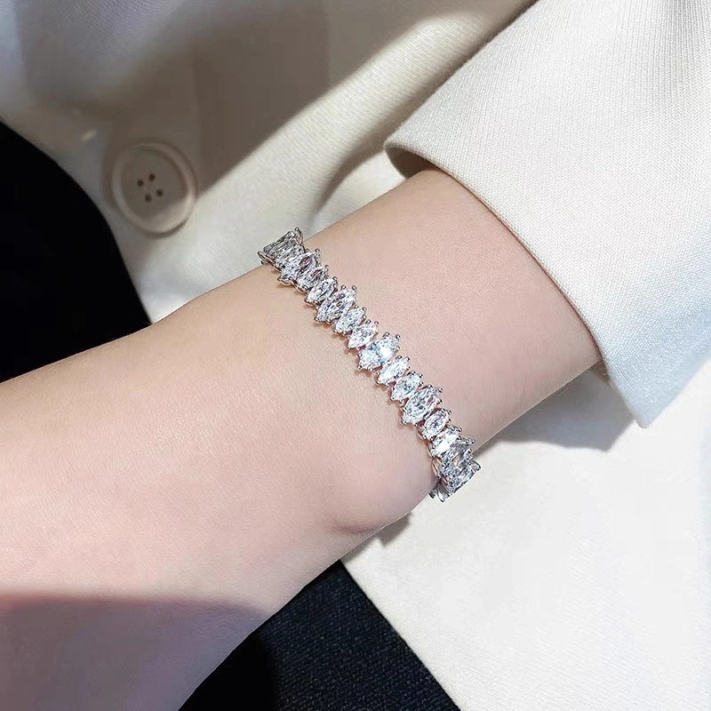 Cozy Harry Winston Bracelets 213460