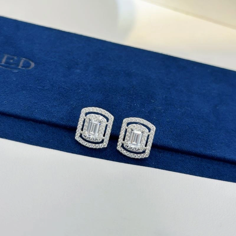 ModernLook Harry Winston Earrings 212949