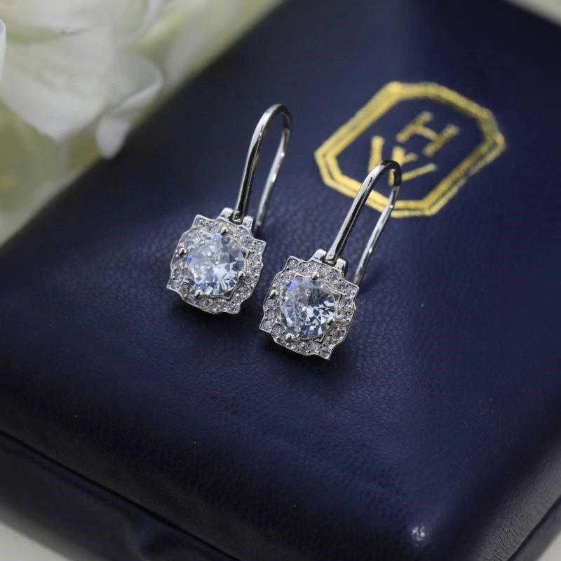 FlexibleFit Harry Winston Earrings 210629
