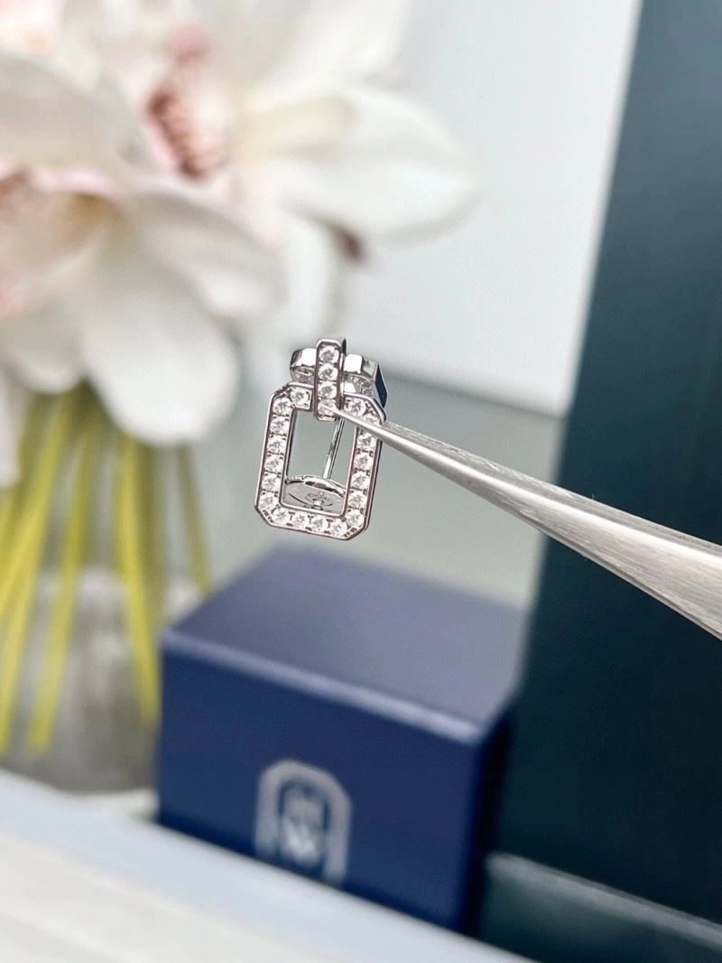 Casual Harry Winston Earrings 210633