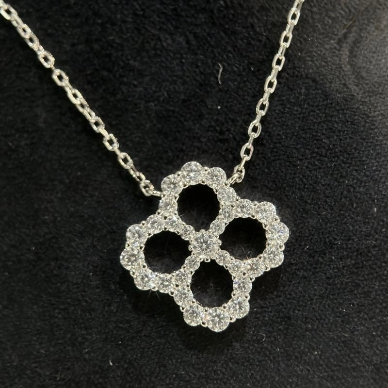 Soft Harry Winston Necklaces 213894