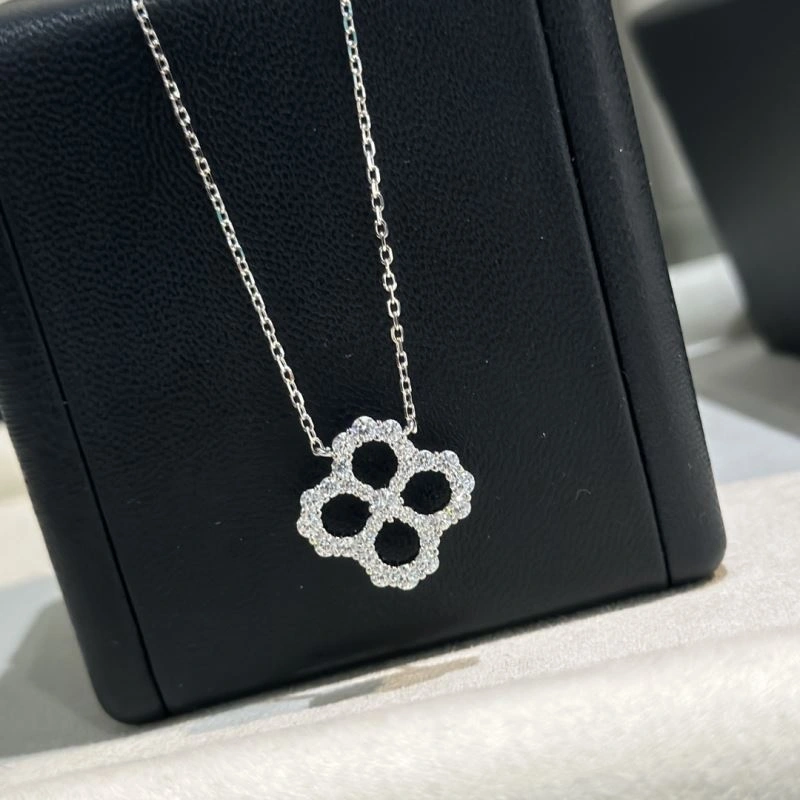 Soft Harry Winston Necklaces 213894