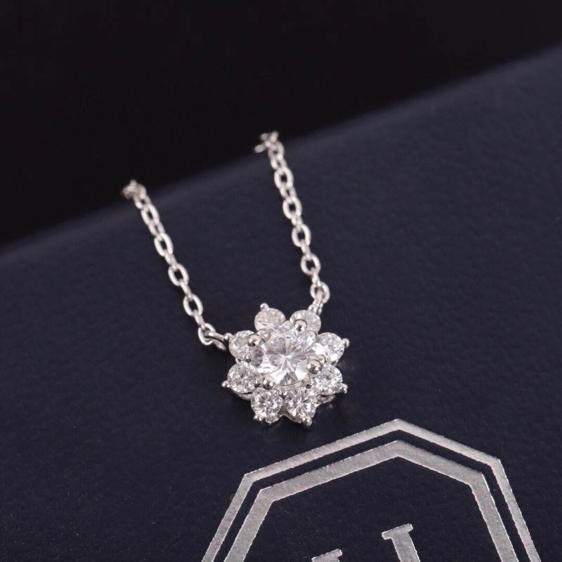 HighPerformance Harry Winston Necklaces 213463