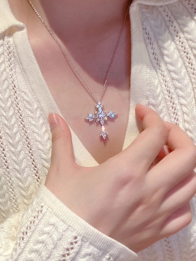 Harry Winston Necklaces Cozy 212942