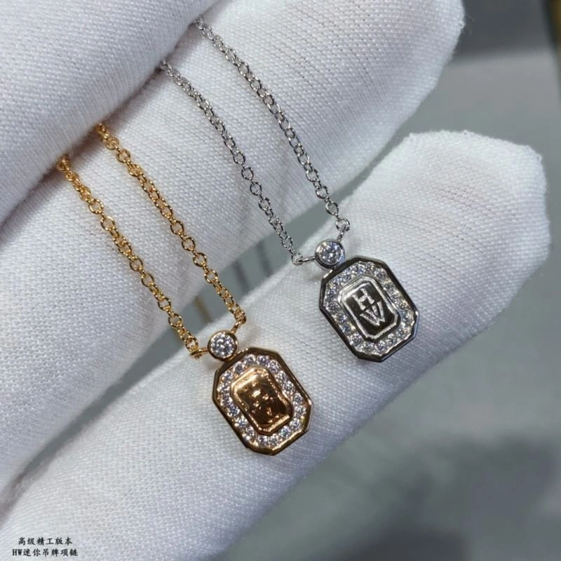 Sophisticated Harry Winston Necklaces 211964