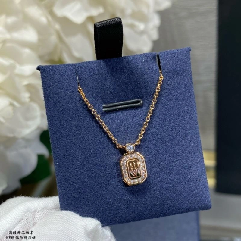 Sophisticated Harry Winston Necklaces 211964