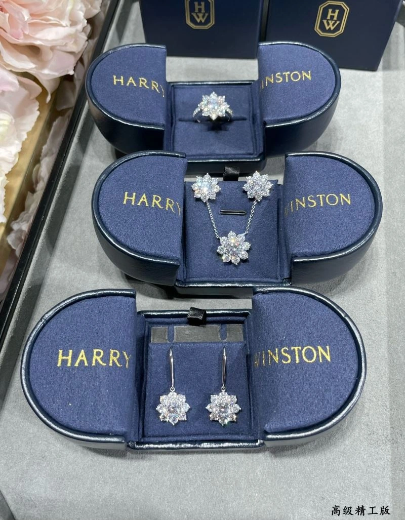 Harry Winston Necklaces WeatherProof 211962