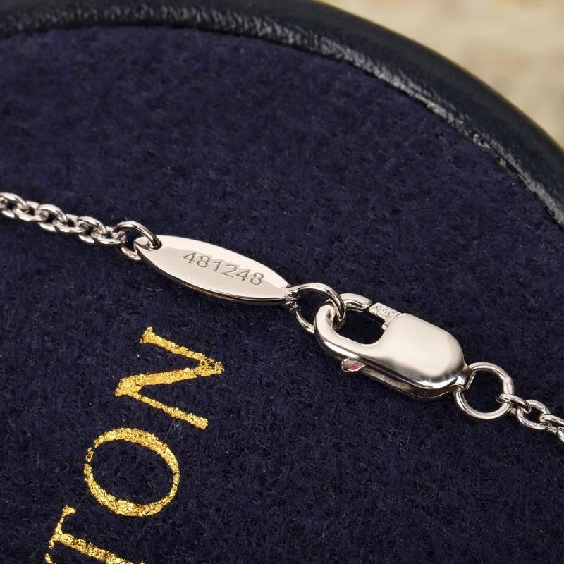 Premium Harry Winston Necklaces 211966