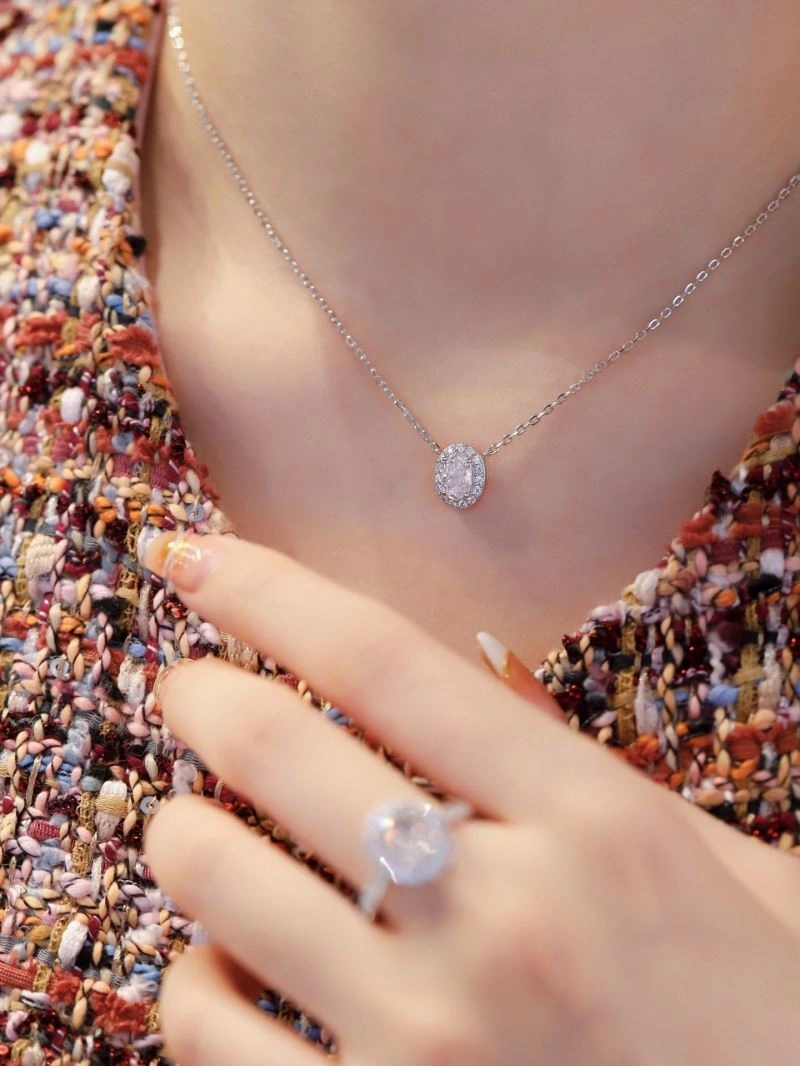 WellDesigned Harry Winston Necklaces 211965