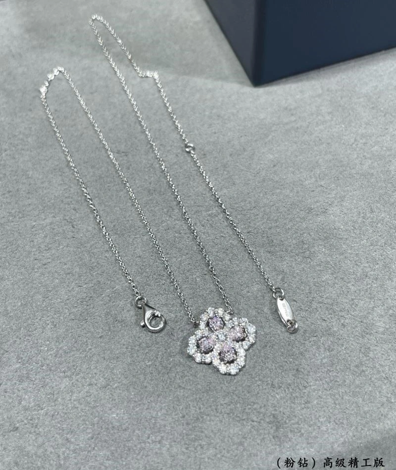 Harry Winston Necklaces Resilient 210630