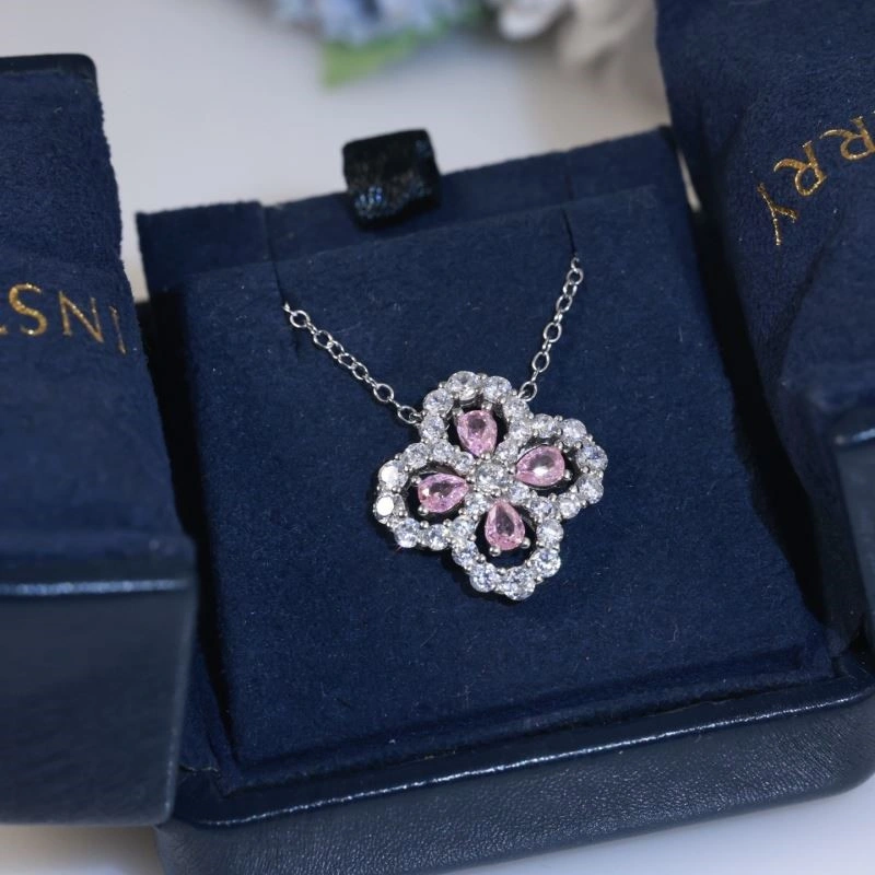 Harry Winston Necklaces UrbanChic 209756