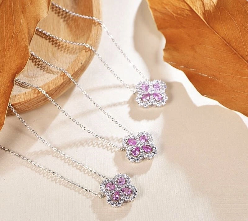 Harry Winston Necklaces UrbanChic 209756