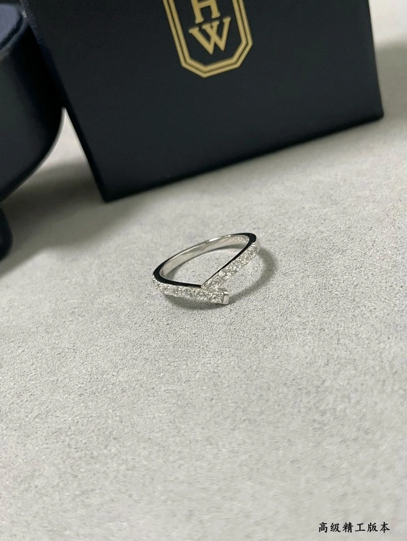 Versatile Harry Winston Rings 211952
