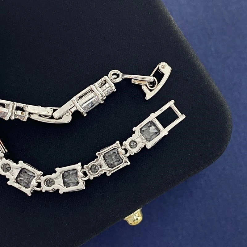 Sophisticated Hefang Bracelets 209750
