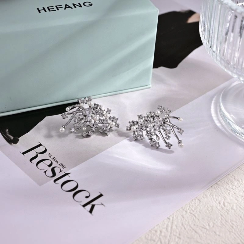 Sleek Hefang Earrings 211972