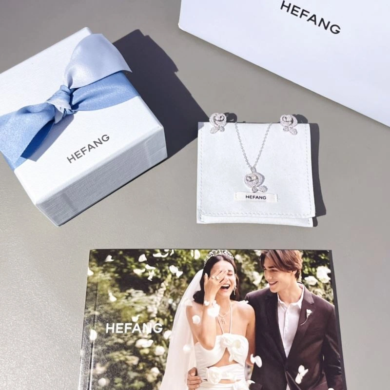Hefang Necklaces Contemporary 214190