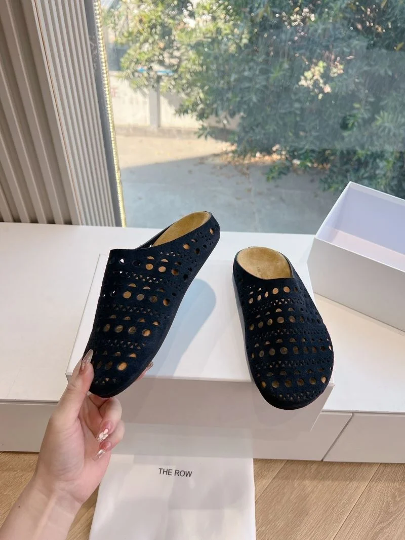 Sleek Hereu Sandals 9971