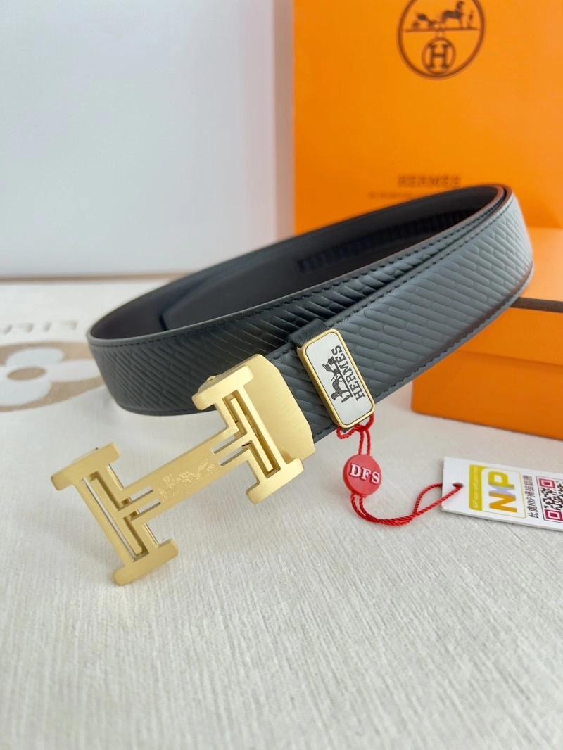 Minimalist Hermes Belts 295950