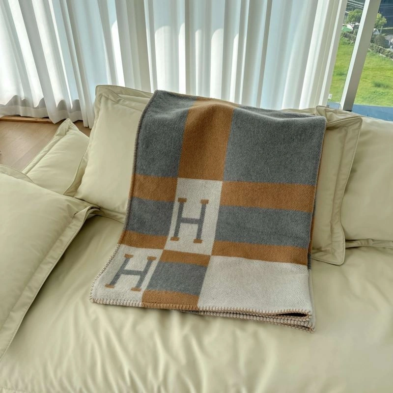 OdorResistant Hermes Blanket 256598