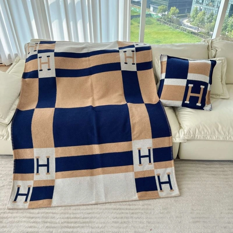 Hermes Blanket Versatile 256595