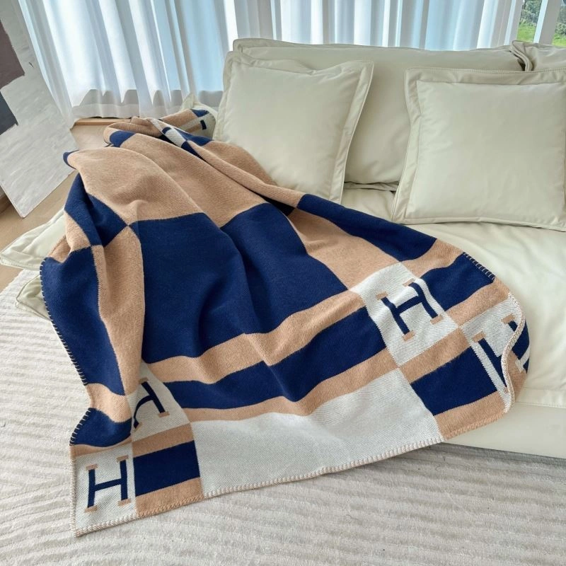 Hermes Blanket Versatile 256595