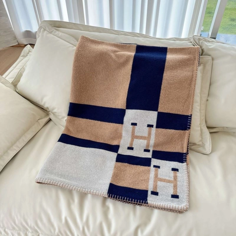 Hermes Blanket Versatile 256595