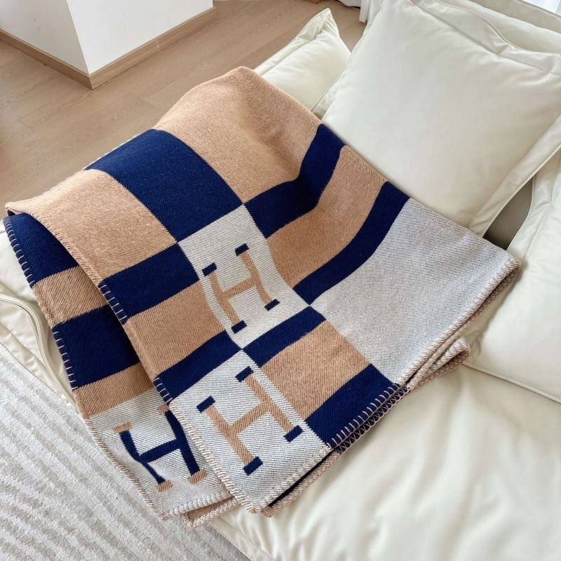 Hermes Blanket Versatile 256595