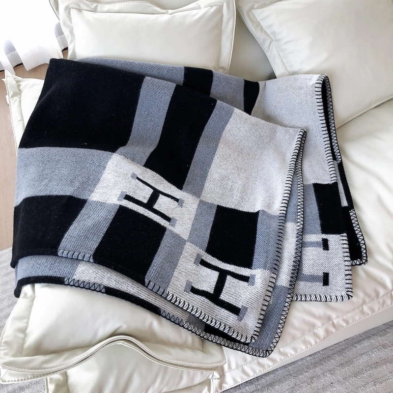 TimelessDesign Hermes Blanket 256646