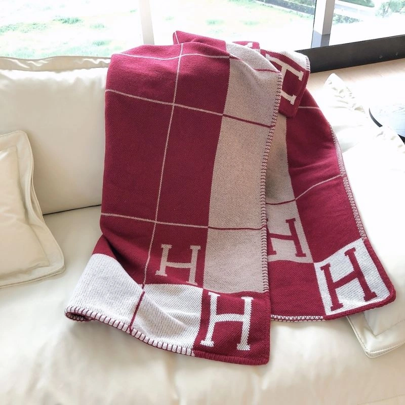 ComfortFit Hermes Blanket 256586