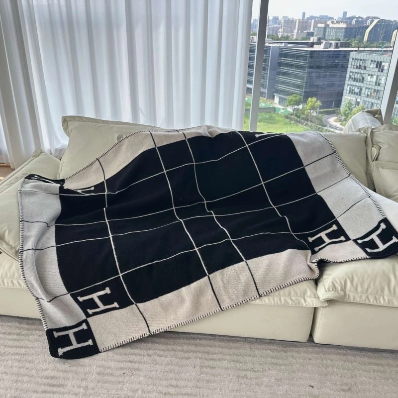 GoodFit Hermes Blanket 256581