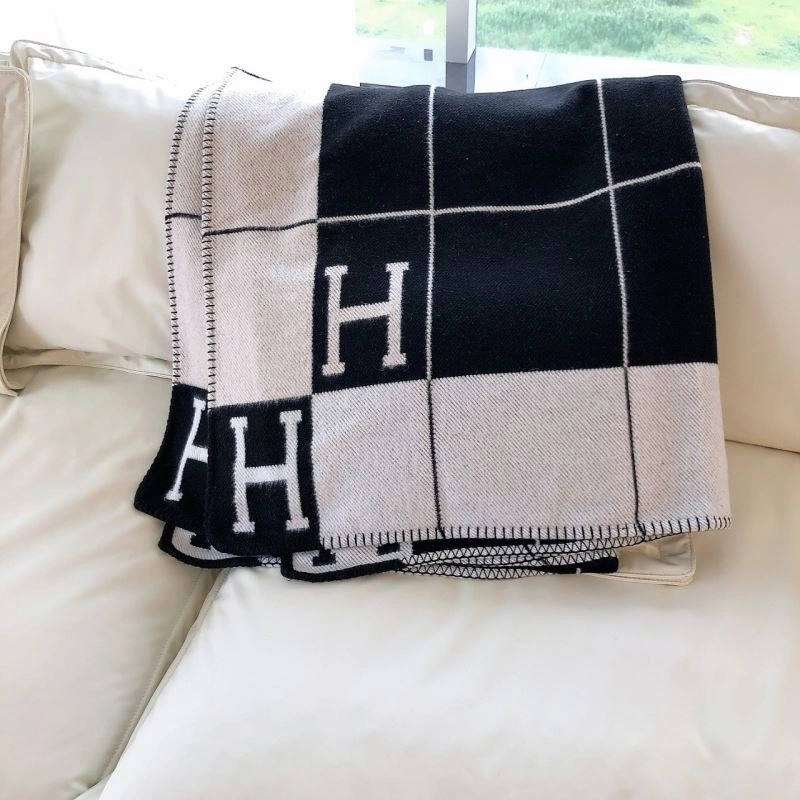 GoodFit Hermes Blanket 256581