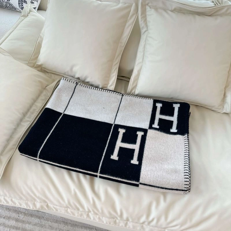 GoodFit Hermes Blanket 256581