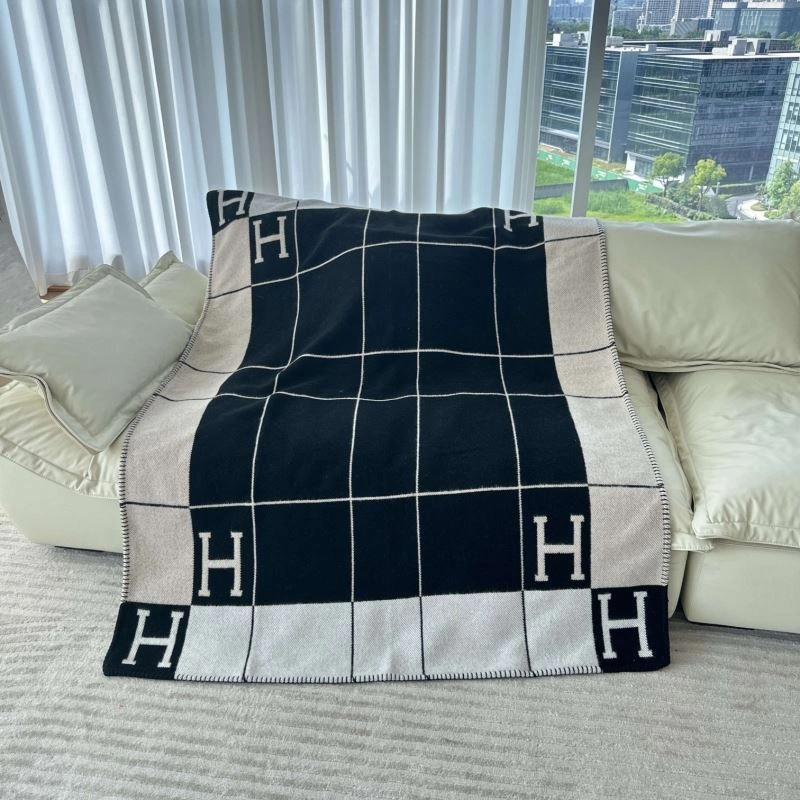 GoodFit Hermes Blanket 256581