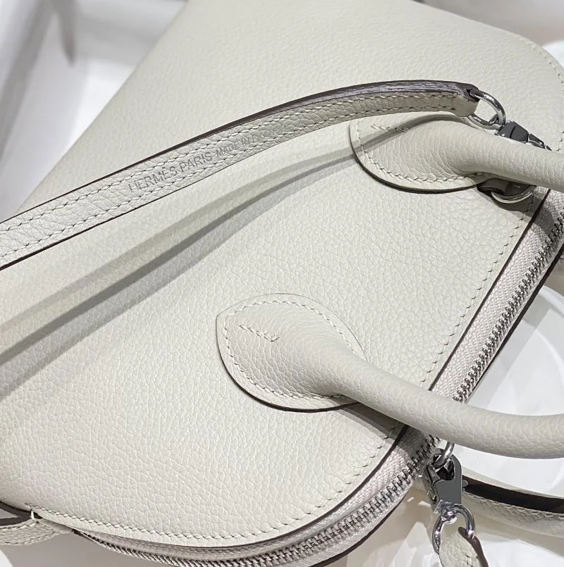 Minimalist Hermes Bolide Bags 48894