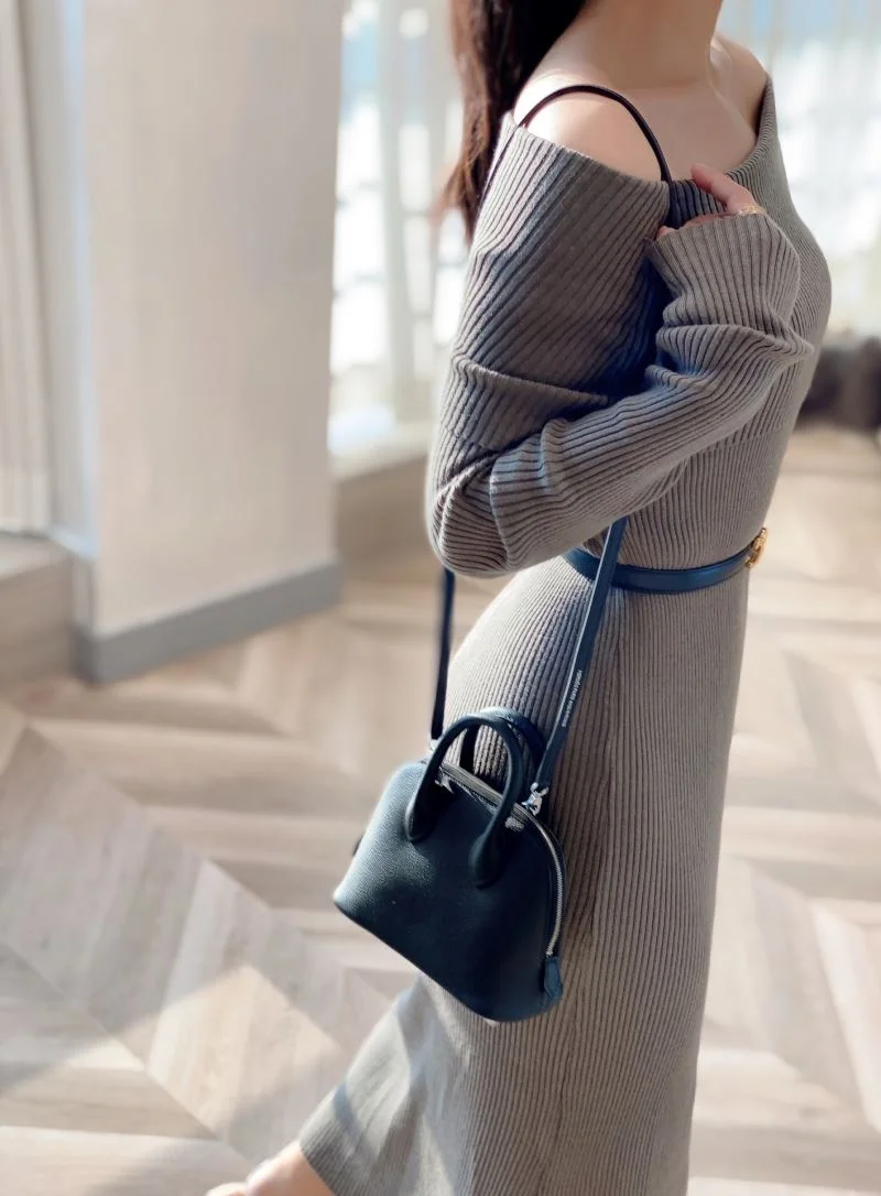 Neat Hermes Bolide Bags 48884