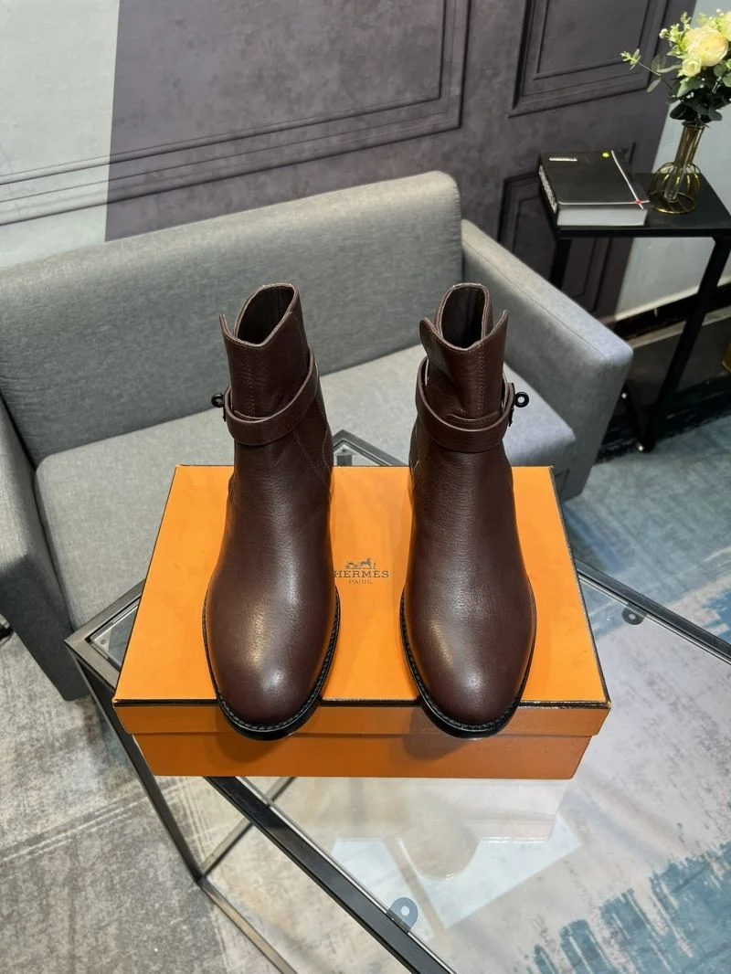 ModernLook Hermes Boots 26302