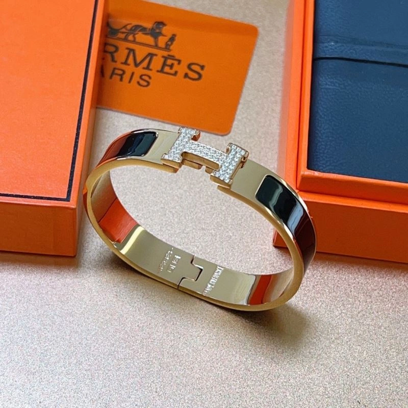 Supportive Hermes Bracelets 247594
