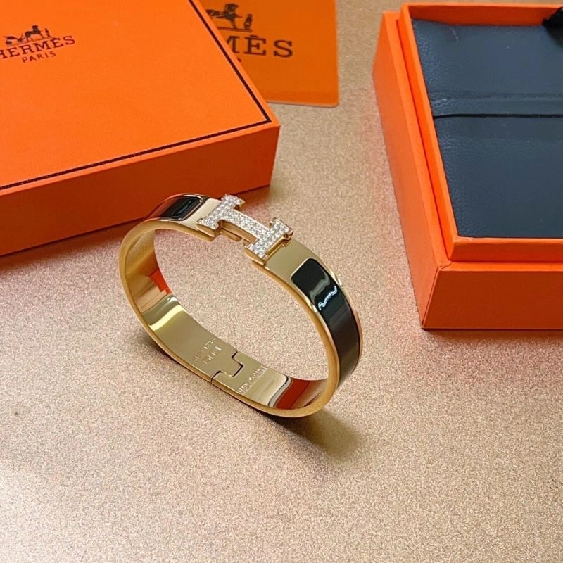 Supportive Hermes Bracelets 247594