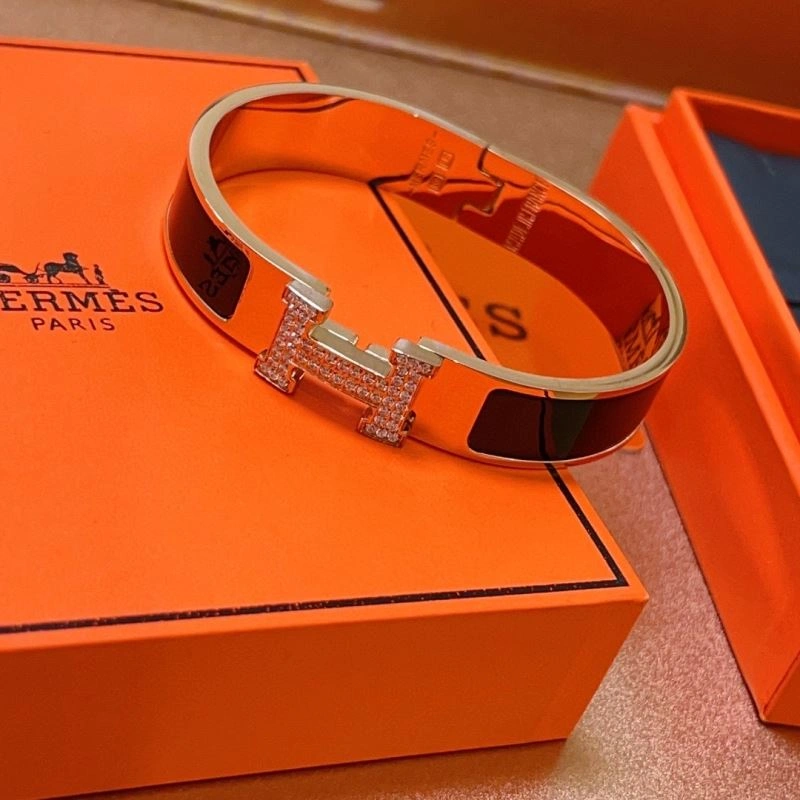 Supportive Hermes Bracelets 247594