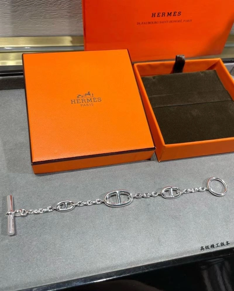 Hermes Bracelets Comfortable 247600