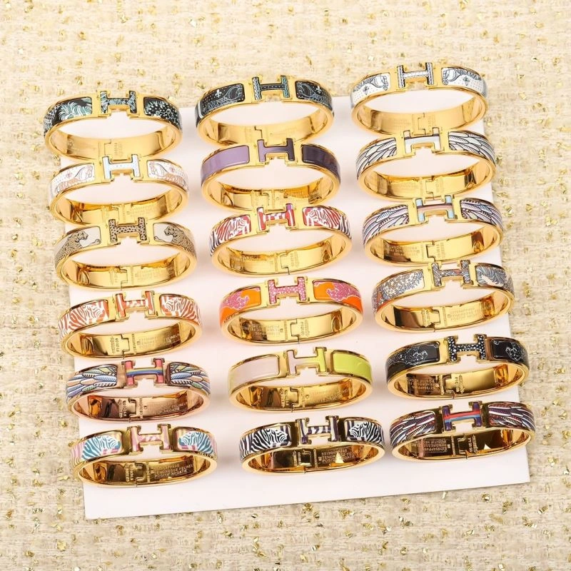 Seasonal Hermes Bracelets 247611