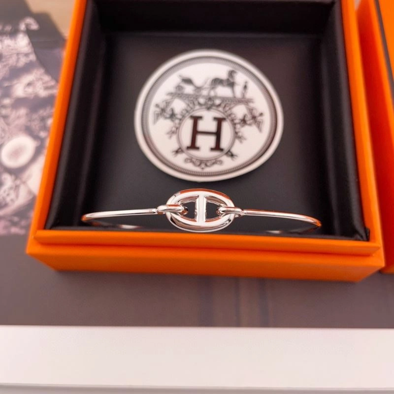 Classic Hermes Bracelets 247279