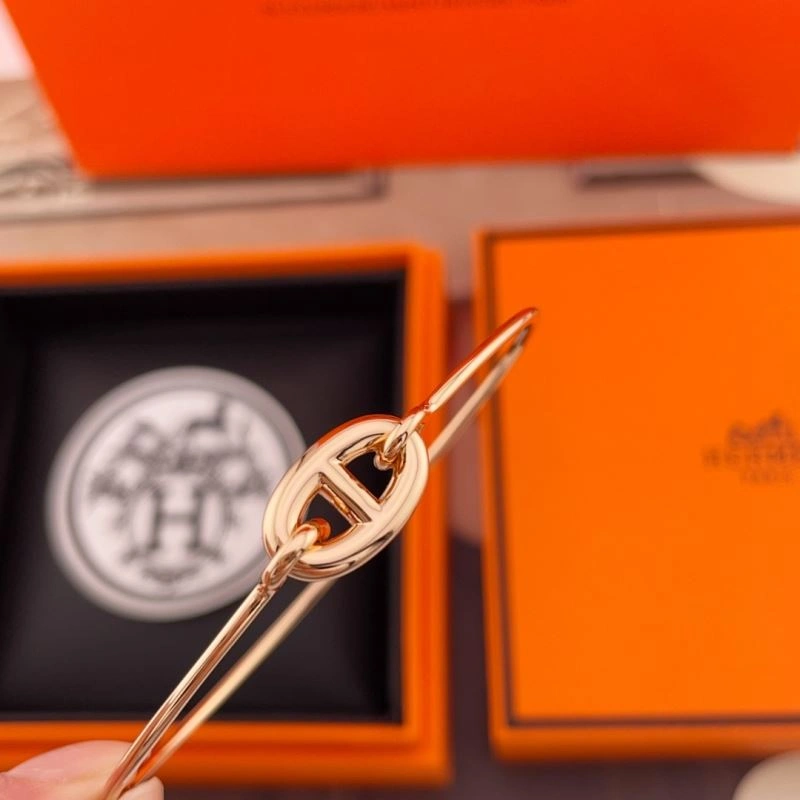 Classic Hermes Bracelets 247279