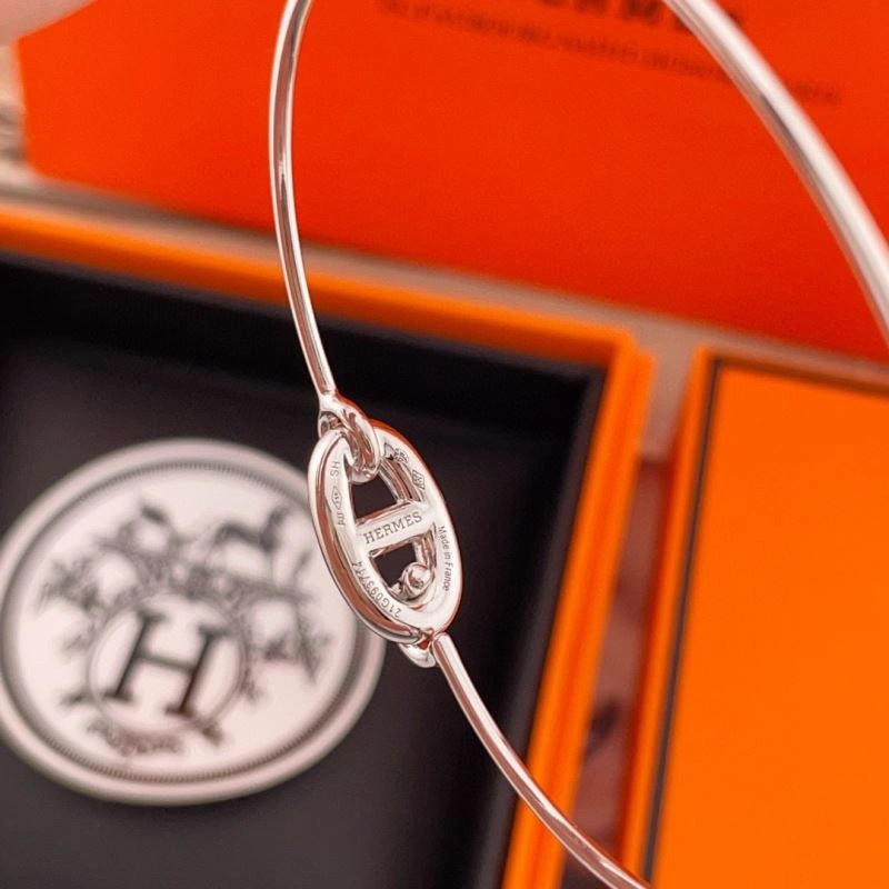 Classic Hermes Bracelets 247279