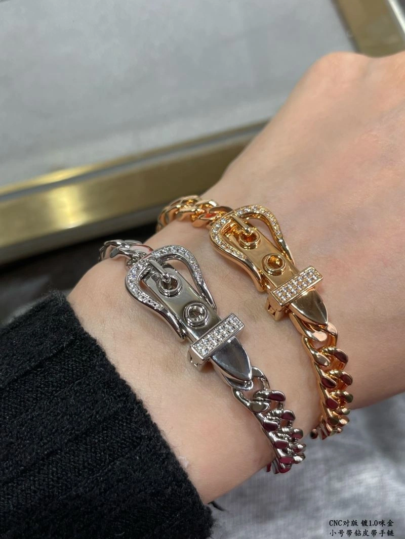 Effortless Hermes Bracelets 247278