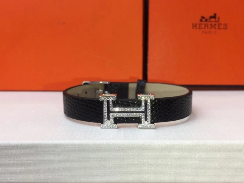 ComfortFit Hermes Bracelets 247235