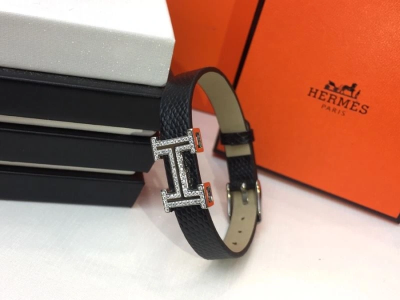 ComfortFit Hermes Bracelets 247235